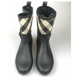 boots burberry femme