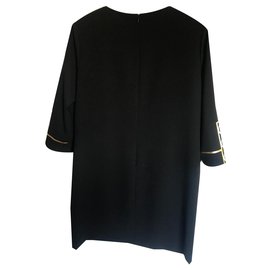 Moschino-Robes-Noir