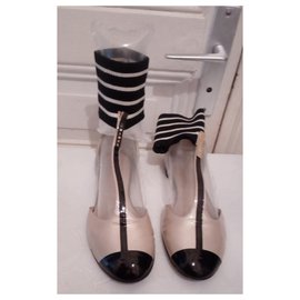 Chanel-Zapatillas de ballet-Beige