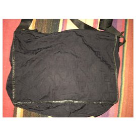 Fendi-Fendi FF zucca messenger-Black