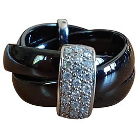 Guy Laroche Ring Black