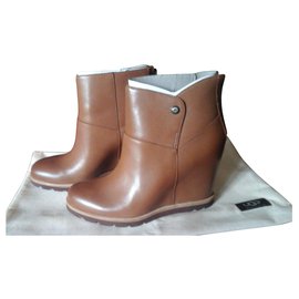 ugg femme pas cher occasion ugg femme pas cher occasion
