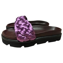 Mulberry Braid detail slides Purple