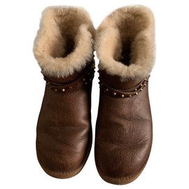 Botas Ugg de couro marrom impermeáveis Marrom