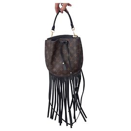 Louis Vuitton Frange Noe Marrone