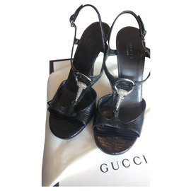 Gucci-Sandali gioiello in pelle di lucertola-Nero