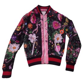 Gucci-Jackets-Multiple colors