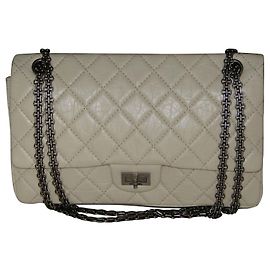 Chanel 2.55 cuir d'agneau maxi  Reissue 226 Crème