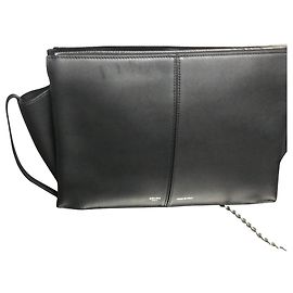 Céline Tri-fold Clutch aus schwarzem Kalbsleder Schwarz