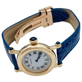 Cartier-Cartier "Diabolo" watch in yellow gold, cuir.-Other