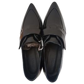Uterque Flats Black