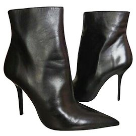 Lindas botas ZARA em couro preto Preto