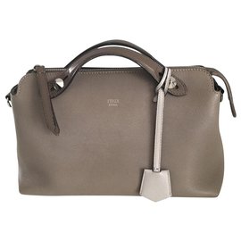 Fendi-By The Way  Fendi-Marron clair