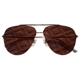 Balenciaga-5519840XV3N8106-Dourado