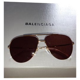 Balenciaga-5519840XV3N8106-Dourado