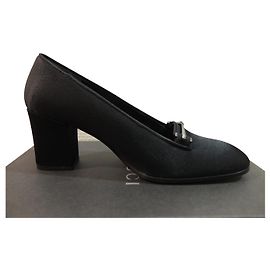 Mocasines de tacón satinado de seda GUCCI Negro