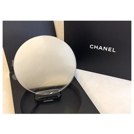 Chanel-PANTALLA DE ESPEJO DE MAQUILLAJE CHANEL en STAND-Azul