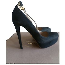 Prada stiletto pumps dark grey nubuck leather Dark grey