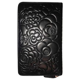 Chanel large wallet pattern Camellia black Black