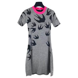 Mcq Swallow Grey
