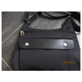 Longchamp-LONGCHAMP, nylon and leather canvas bag, Shoulder.-Black
