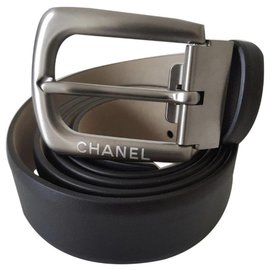 Chanel-CINTURA DA UOMO CHANEL IN CUOIO DI PELLE NOUR / TAGLIA 95 / MAI SERVITO-Nero