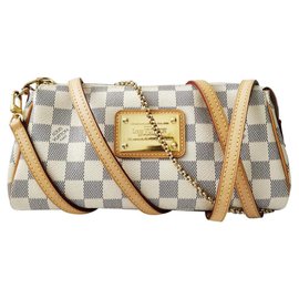 Louis Vuitton-Eva-Grey