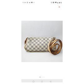 Louis Vuitton-Eva-Grey