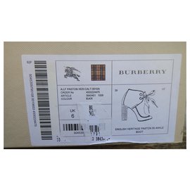 Burberry-Modelo de botas Burberry English Heritage Paston39-Preto