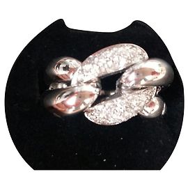 Elegante anel gourmet Damiani com diamantes. Prata