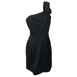 Bcbg Max Azria-Une robe à épaules-Noir,Doré