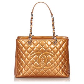 Chanel-Borsa shopping Grand Chanel in vernice marrone-Marrone,Marrone chiaro