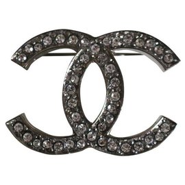 Chanel-Pin DC-Argento