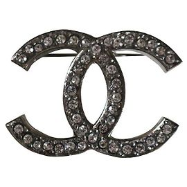 Chanel Pin DC Plata