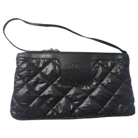 Used Chanel Cocoon Clutch bags Joli Closet