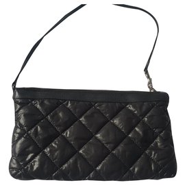 Chanel-Chanel cocoon pouch-Black