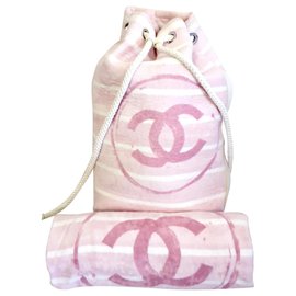 Chanel-Lot sac à dos et serviette neuf-Rose,Blanc