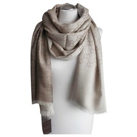 Gucci-scarf gucci beige new. 200 x 70 cm-Beige