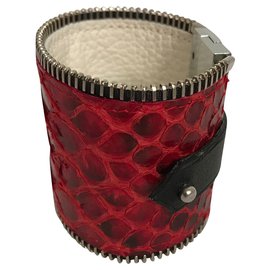 Autre Marque Bracelet HOUSE CLAUSE en python rouge Rouge