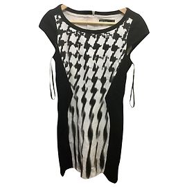 Robe Silhouette Karen Millen Noir et Blanc Noir Blanc