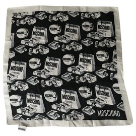 Moschino Sciarpe di seta Nero
