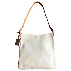 Céline Handtasche aus genarbtem Leder Eggshell Aus weiß