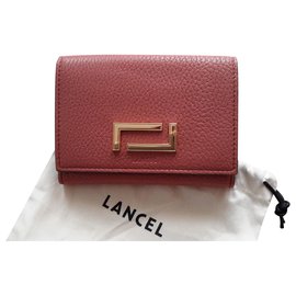 Lancel Model Pia Pink