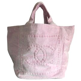 Chanel Bolsos de mano Rosa
