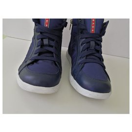 Prada-sneakers-Bleu