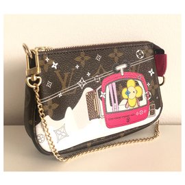 Louis Vuitton-Louis Vuitton Pohctte Accessories Mini Edition Christmas Vivienne-Brown