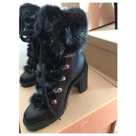 Christian Louboutin-Ankle boots. NEW-Black