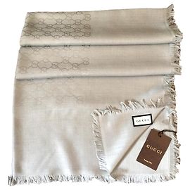 Gucci Écharpe monogramme Gris