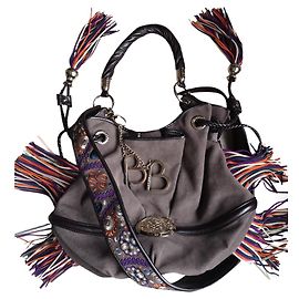 Brigitte Bardot BB bag Lancel edición limitada Gris pardo