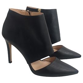 Banana Republic Pompa con cappuccio Lexia Nero